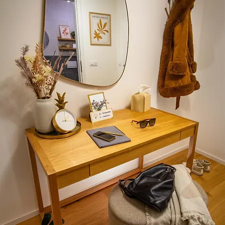 The Bakery N405, Gym & Netflix Apartman